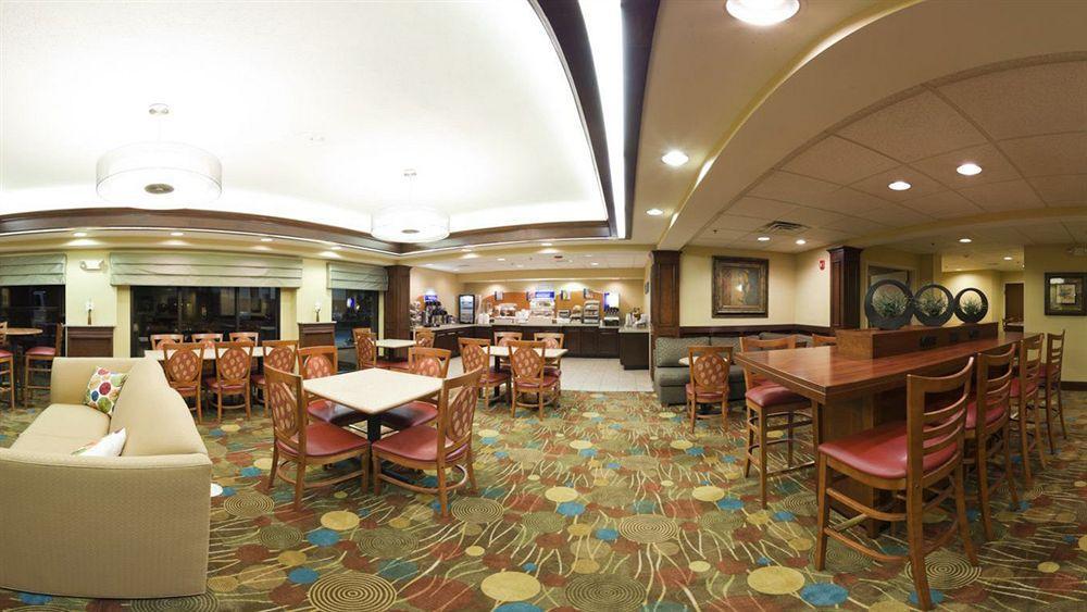 Holiday Inn Express Raleigh-Durham Airport By Ihg Morrisville Esterno foto