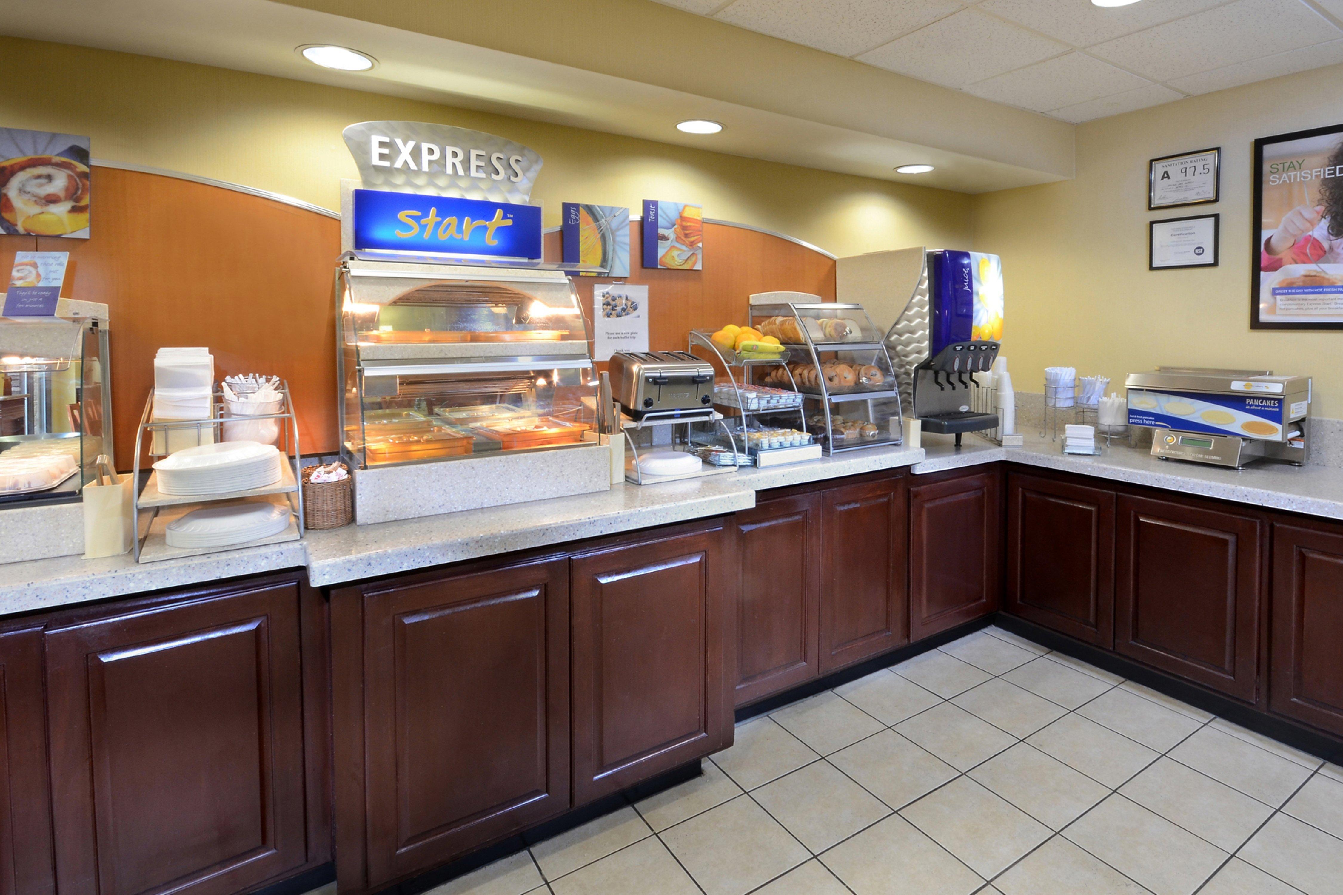 Holiday Inn Express Raleigh-Durham Airport By Ihg Morrisville Esterno foto