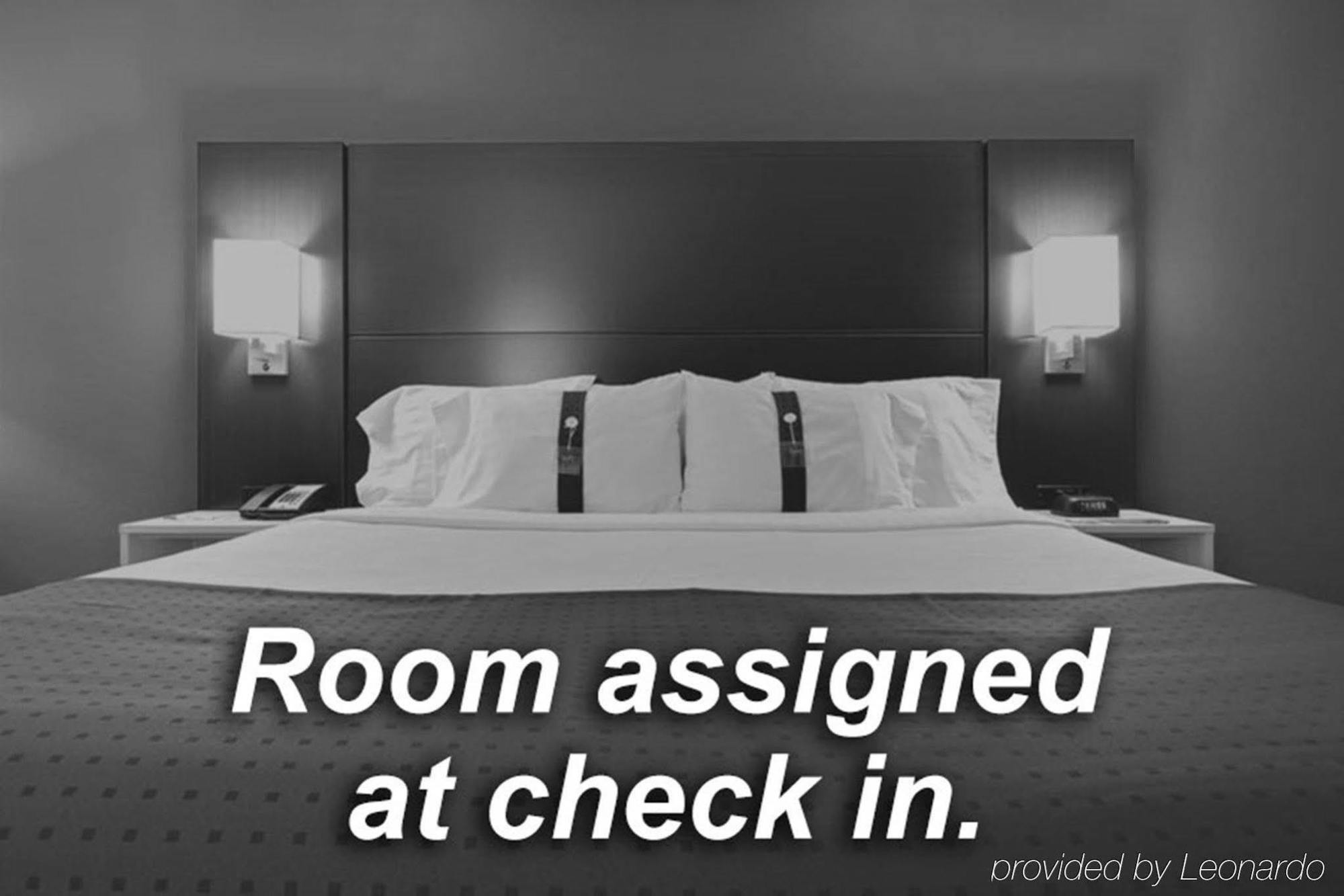Holiday Inn Express Raleigh-Durham Airport By Ihg Morrisville Esterno foto